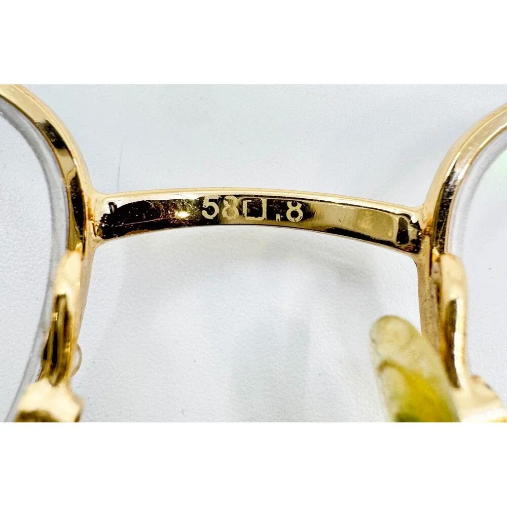 Tura measurements lens